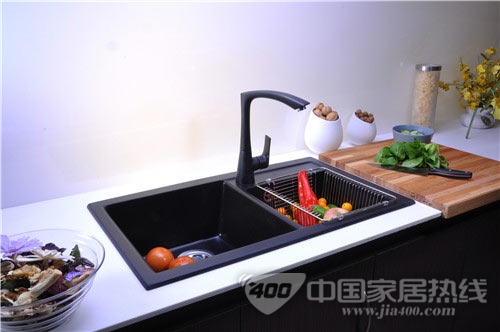 石英石水槽更适合现代厨房