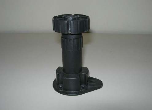 PP可调柜脚100mm