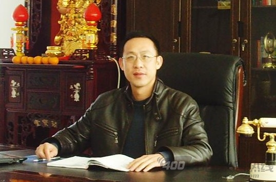 瑞嘉地板郑佳前：服务市场，成就市场