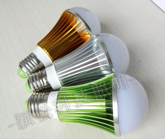 LED球泡灯