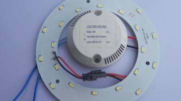 LED吸顶灯光源