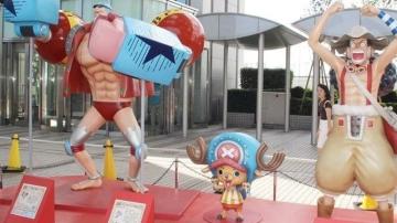 动漫海贼王卡通人物展会道具玻璃钢彩绘雕塑