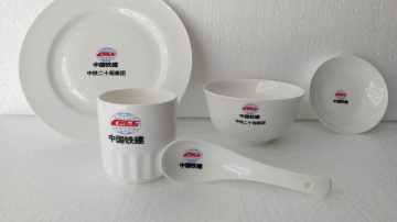 公司定做员工福利礼品餐具，年终福利礼品餐具定制