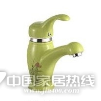彩绘水龙头
