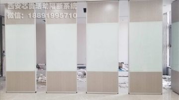 西安厂家会议室超白焗漆玻璃移动隔断