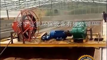 猪场室外槽式翻堆机-猪舍简易发酵床翻抛机建设方法
