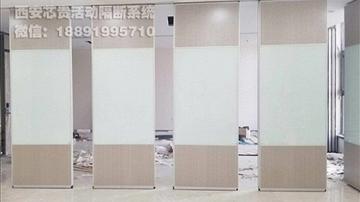 西安芯贵会议室超白焗漆玻璃移动隔断