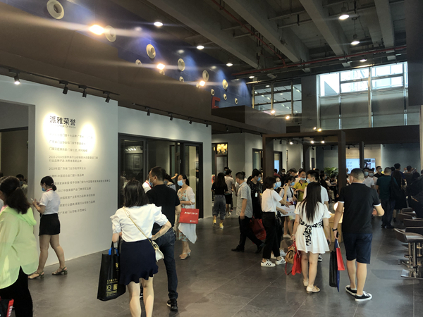 2020中国建博会（广州）丨派雅门窗总经理易绍光：打造现代极简、环保舒适的家装风潮