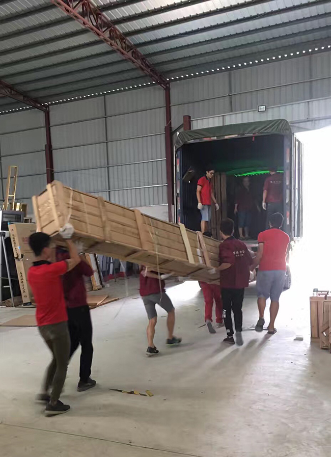 广东博安斯金门窗—选择中国品牌，选择博安斯金！