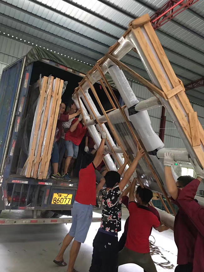 广东博安斯金门窗—选择中国品牌，选择博安斯金！