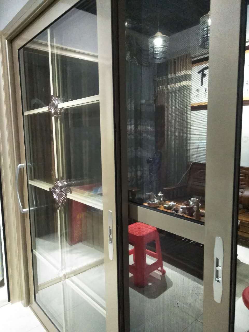 供应上海封阳台--120断桥三轨金刚网推拉窗