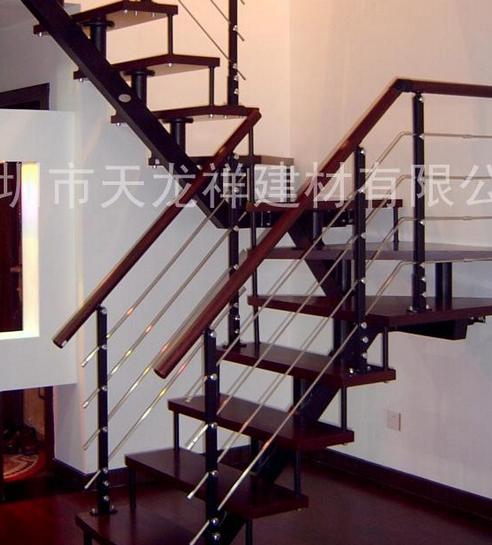 不锈钢楼梯