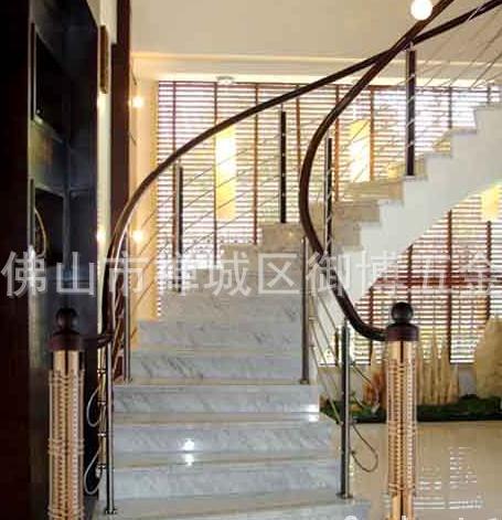 不锈钢楼梯