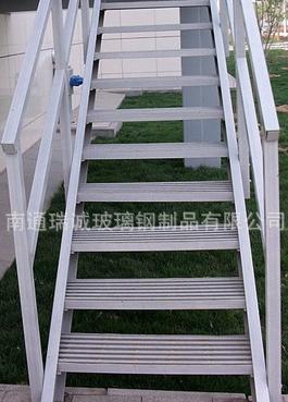 不锈钢楼梯