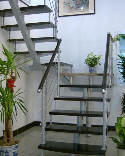 钢木楼梯