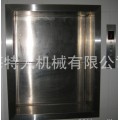 电梯