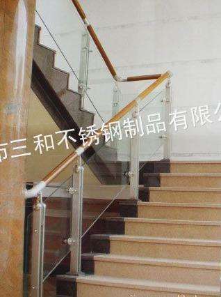 楼梯扶手
