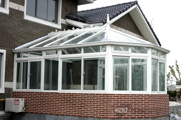 塑钢门窗性价比最高 抢占市场品牌战略规划需完善
