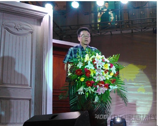 红星美凯龙全球家居 梦天木门新品发布会：新古典主义 省‘惠’到家