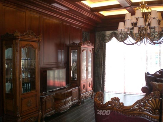伟爵木门:2012年全方位扶持经销商发展 伟爵木门:2012年全方位扶持经销商发展