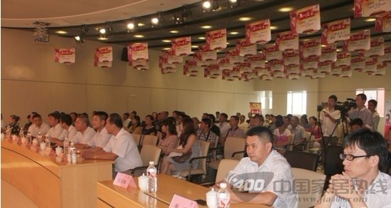 “选择欧派 拥抱财富”欧派门业招商活动圆满结束 “选择欧派 拥抱财富”欧派门业招商活动圆满结束