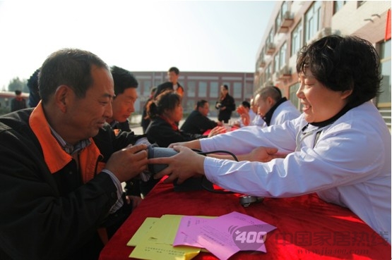 滕州人民医院专家义诊特设鑫迪公司站 
