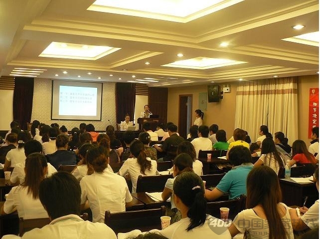 香港皇朝木业 2012北京全国TOP店长培训取得圆满成功