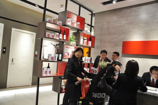 大自然木门2013新品 简约而不简单