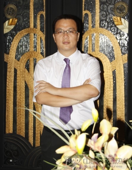 皇家骑士别墅门陈培科总经理新年寄愿