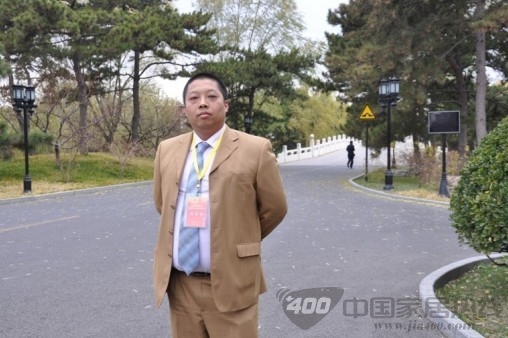 重庆精佳副总经理何总寄语《木门世界》