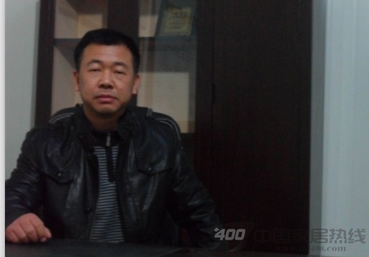 龙韵木门领导人祝大家新年万事如意财源广进