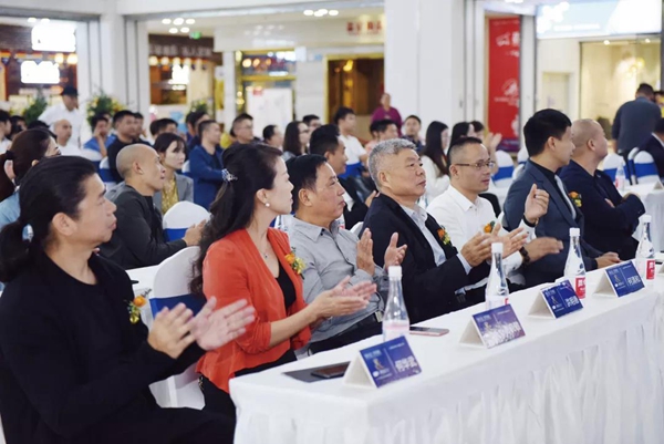 CIVRO希洛系统门窗形象升级,开启福州门窗大时代