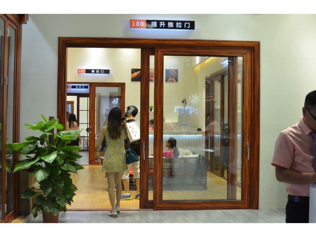 伟业门窗加盟代理好做吗