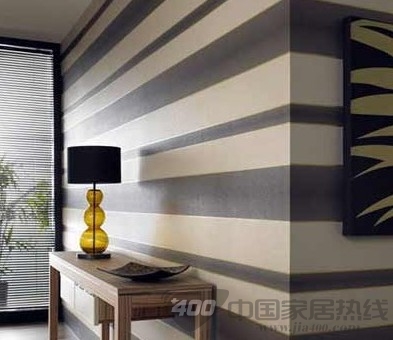 中国墙纸行业条纹墙纸独特风情 和谐空间铺贴即来