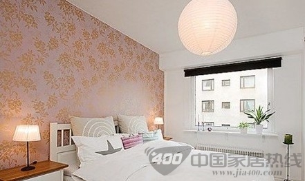 知名墙纸品牌家有小浪漫 魔力墙纸渲染幸福卧室 