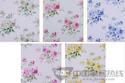 碎花墙纸打造背景墙 让你坐在花园中看电视