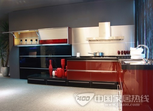 打造完美墙纸品牌 引领家居装饰新潮流