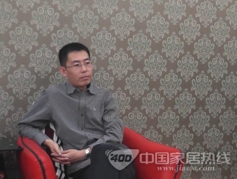 麦克马尼墙纸:员工是销售成功之本 麦克马尼墙纸:员工是销售成功之本