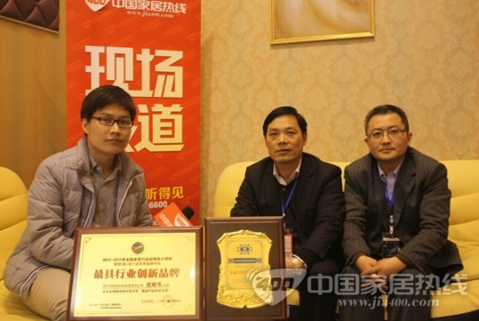 优耐克墙纸：五年跻身行业前十，引领水性PU壁纸市场