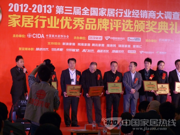 龙信壁纸：中国将成世界最大墙纸使用国