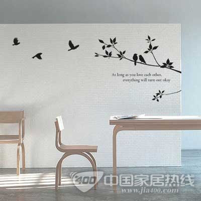 舒适温馨的卧室壁纸装修案例 