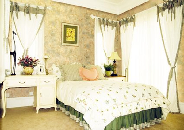 墙纸企业亟待改变经营模式 墙纸企业亟待改变经营模式