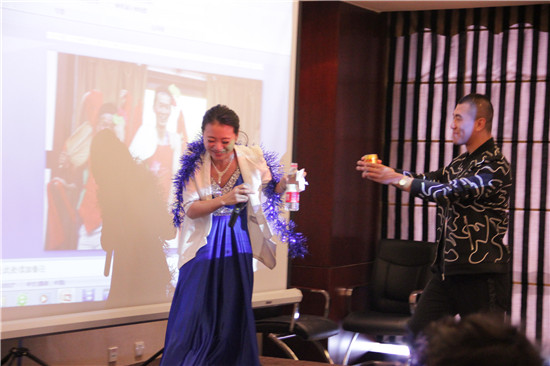 格莱美“Q7 超级店长”精英培训会，决战在终端！