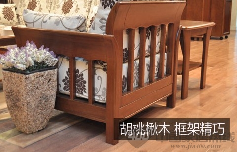 华鹤实木布艺沙发赏析 居家生活的必备良品