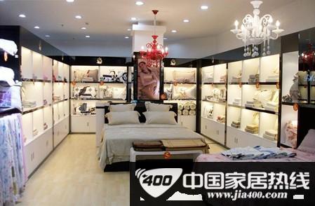 凡语家纺登陆江西瑞金 开业当天礼惠全城