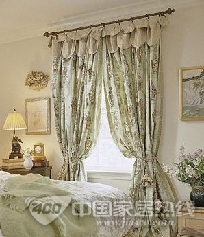 窗帘潮流 印花窗帘改变室内压抑格局 窗帘潮流 印花窗帘改变室内压抑格局