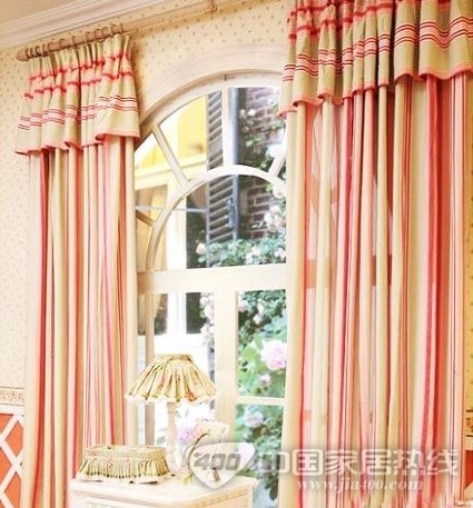 夏季窗帘吹来艺术风 彰显个性很受受欢迎