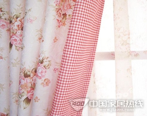 夏季窗帘吹来艺术风 彰显个性很受受欢迎