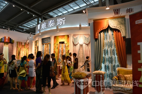 维泰斯亮相深圳家纺展:专注设计、布艺色彩与国际接轨 维泰斯亮相深圳家纺展:专注设计、布艺色彩与国际接轨