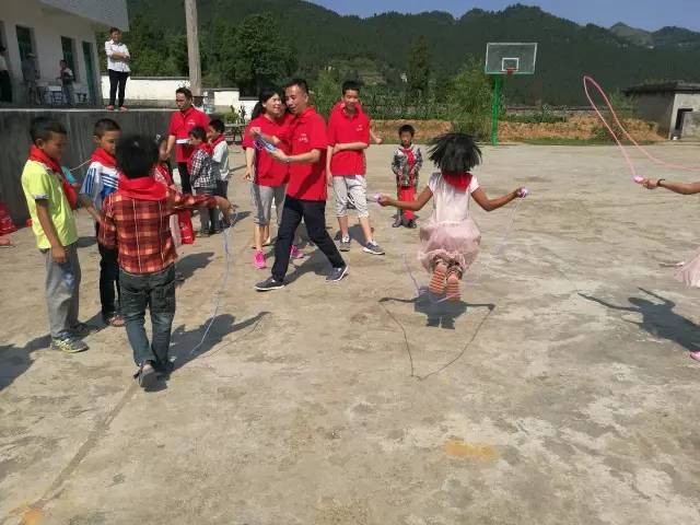 鱼跃公益四川行|为孩子，千千万万遍，期待再出发……